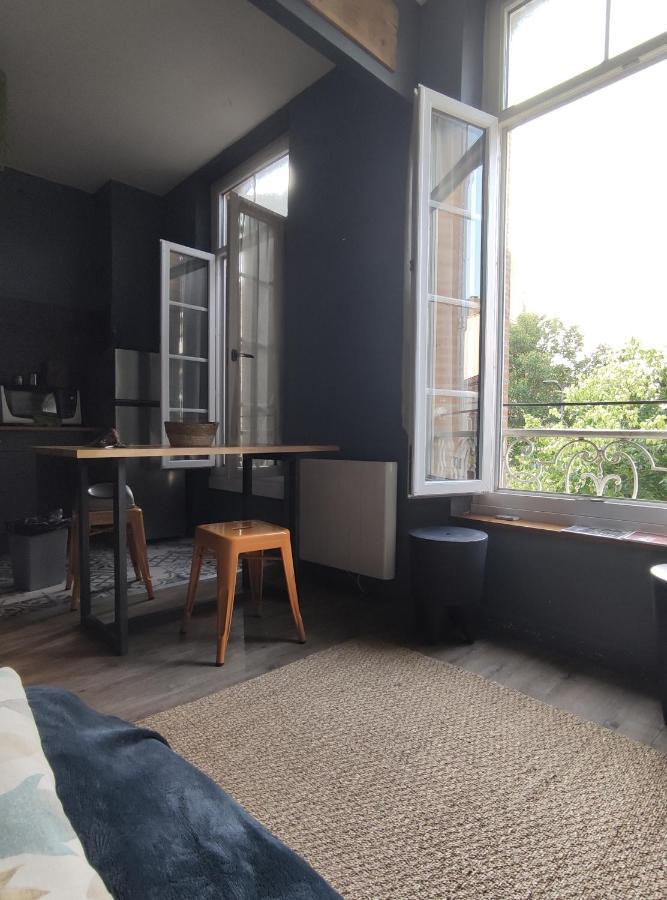 Studio 1 Chambre Ideal Salaries Nomades Монтобан Экстерьер фото
