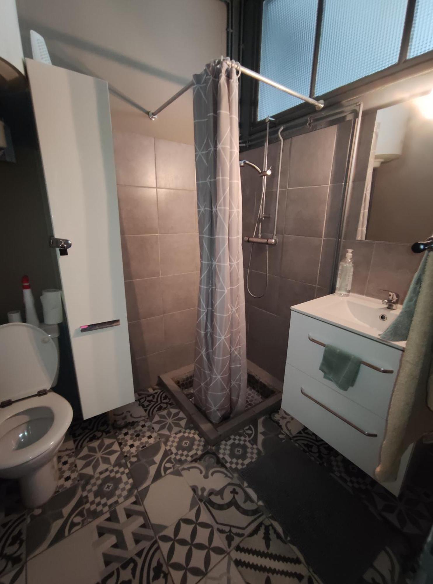Studio 1 Chambre Ideal Salaries Nomades Монтобан Экстерьер фото